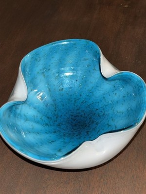  Murano Italian art glass bowl turquoise interior gold flecks white exterior