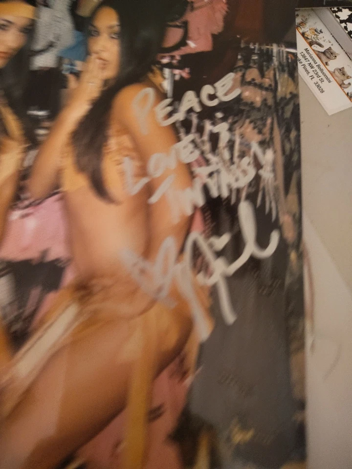 Foto mais quente assinada por Bella Twins 8x10 WWE Nikki Brie Bella - Imagem 3 de 4