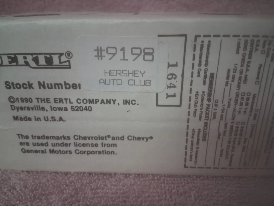 Camión de panel Ertl #9198 Hershey Auto Club juzgado escala 1/25 Diecast Bank 1950 Foto 4 de 4