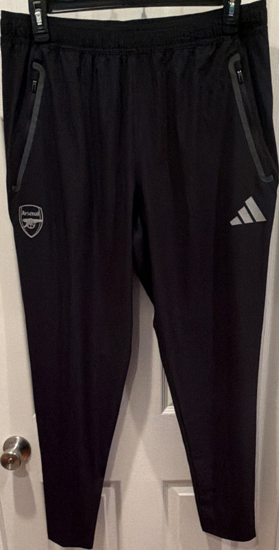 Arsenal adidas 25/26 Vis Tech Pants Size XL NWOT