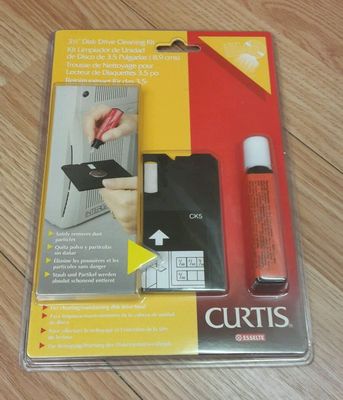 Curtis Esselte (CK5 67549) 3 1/2'' Disk Drive Cleaning Kit **NEW** -READ-