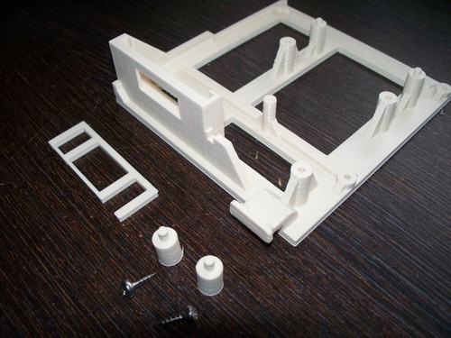 Amiga 500 GOTEK 3D Printed Bracket / OLed DISPLAY Window in Ivory PLA - Picture 2 of 5