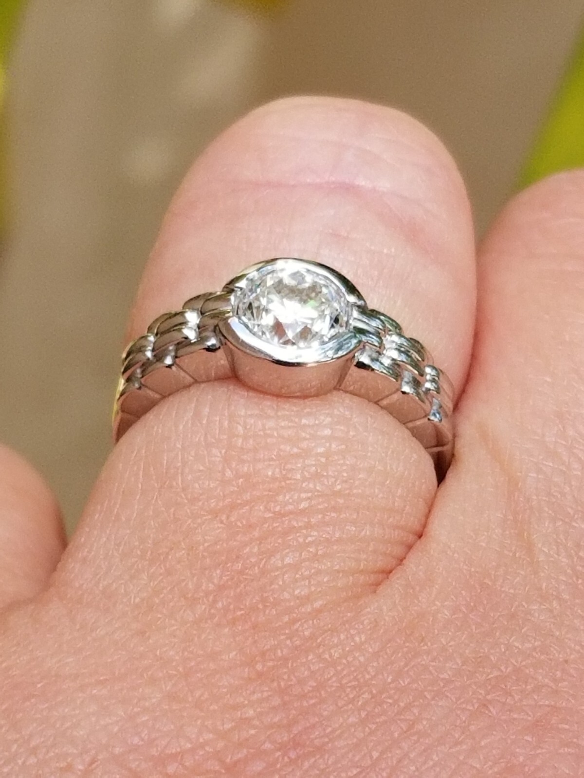 1CT Solitaire Diamond Simplistic Bezel Platinum r… - image 10