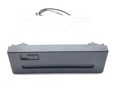 TOYOTA 86841-47050 PRIUS Liftback Navigationsleser (_W2_) 1 Stk