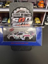 PORSCHE 911 GT3 R LMGT3 #85 IRON DAMES "24H LE MANS" (2025) 1/64 BY SPARK 64S076