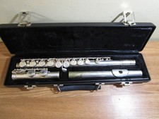 Gemeinhardt 52SP Silver Plated Flute w/ Nice Case