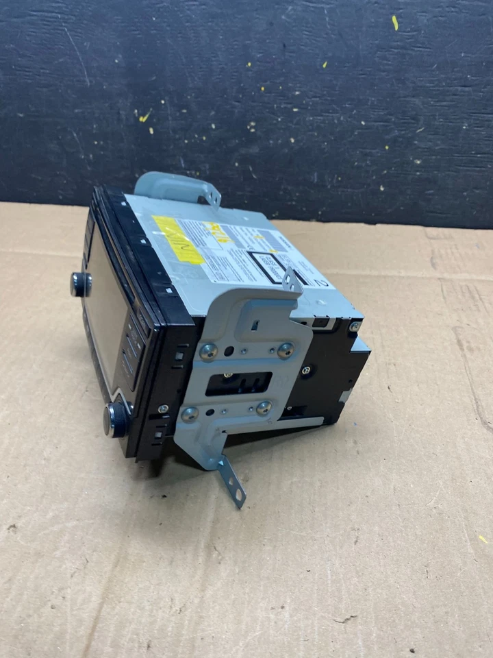 2015 2016 2017 Nissan Juke Radio CD Player AM/FM Screen Radio OEM  P9216 DG - Image 2 of 4