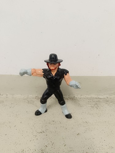 Hasbro WWE Retro Figure The Undertaker WWF Wrestli...