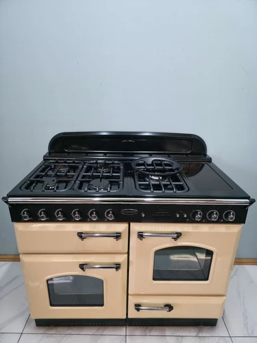 RANGEMASTER CLASSIC 110CM DUAL FUEL RANGE COOKER IN CREAM AND CHROME. Ref--ED272
