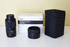 Sigma 70mm f/2.8 DG Macro Art Lens - Excellent Condition