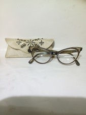 vintage Universal Optical Co. Inc. cat-eye eyeglasses frames.