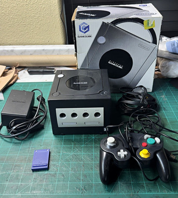Nintendo GameCube DOL-001 Black/Silver Bundle w/ Animal Crossing