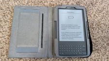 Amazon Kindle D00901  Cover - 3rd Gen - PARTS OR REPAIR - Dead Battery