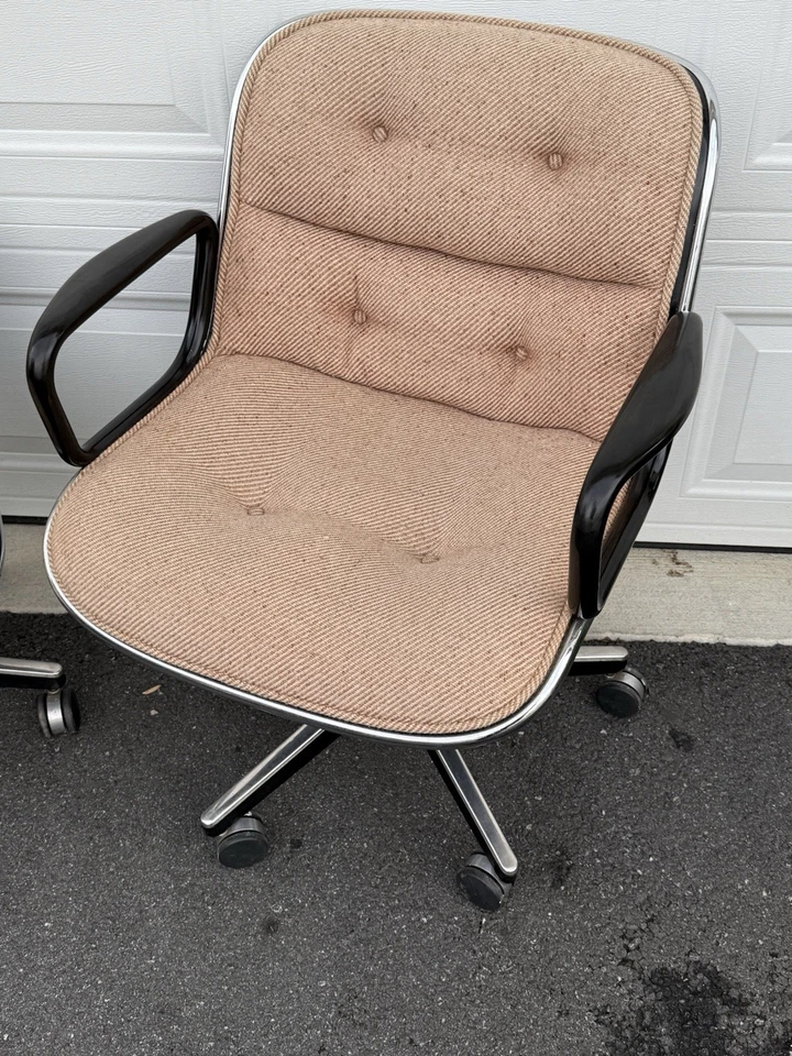 Par de sillas de oficina ejecutivas Knoll Charles Pollock Tweed vintage de 1980 Foto 2 de 4