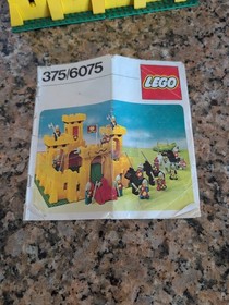 Lego Yellow Castle 375/6075 1981 100%  complete no figures 