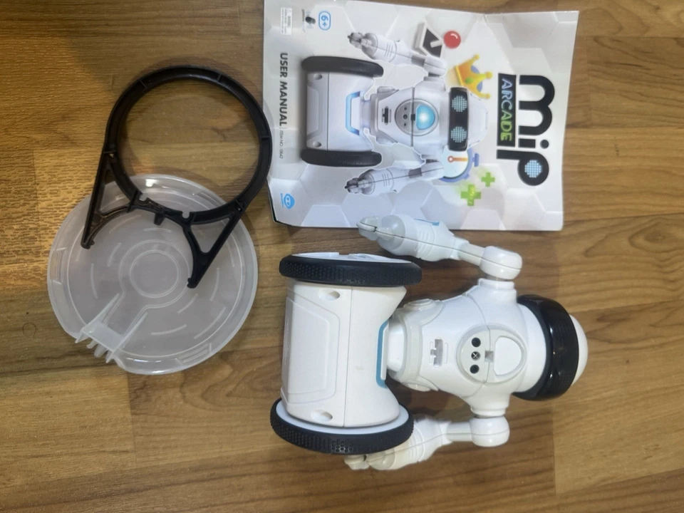 WowWee MiP Arcade - Interactive Robot - Play App-Enabled - Image 4 of 4