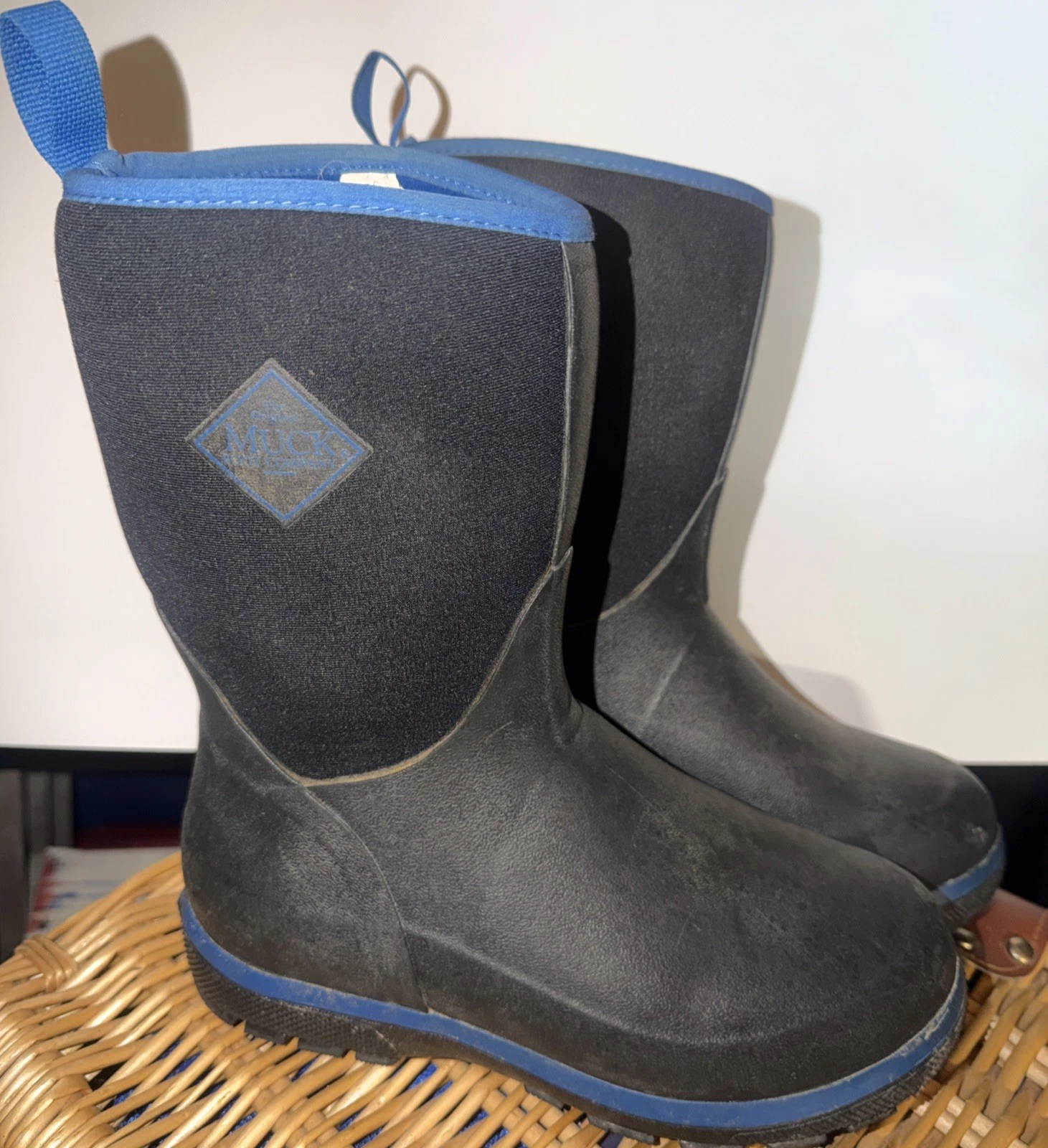 Muck Boot Company Unisex Kids' Element Waterproof Insulated Boot Black/Blue Sz 5