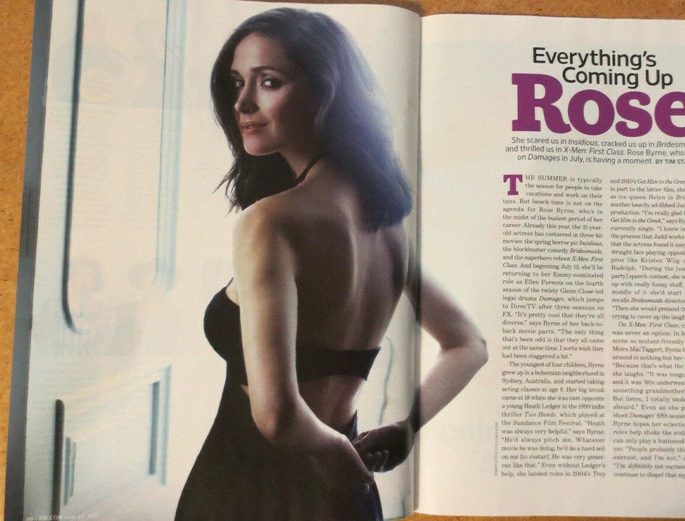 EW magazine Ryan Reynolds Rose Byrne True Blood Anna Paquin Ryan Kwanten - Image 3 of 4