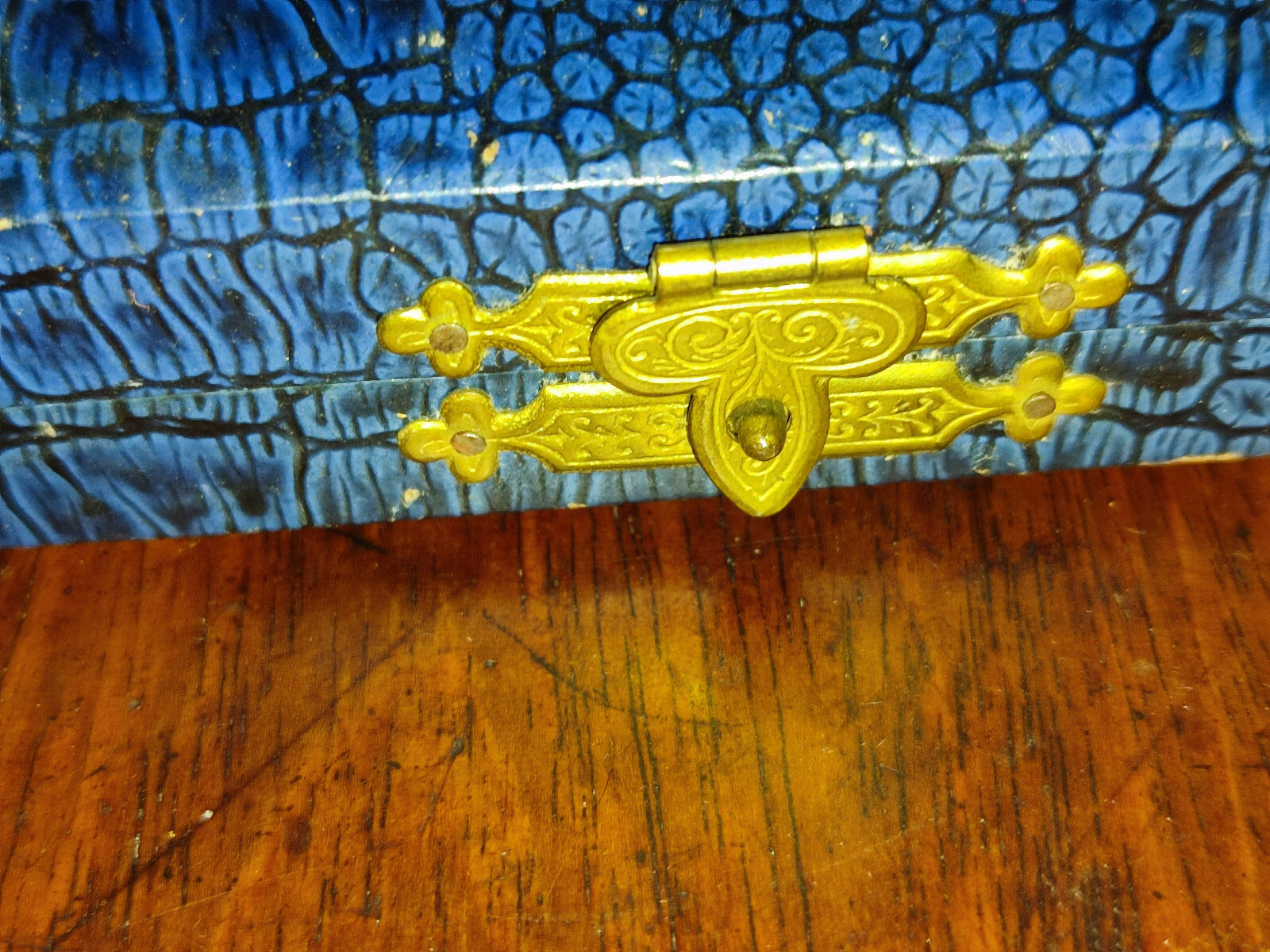 Picture 2 of 14