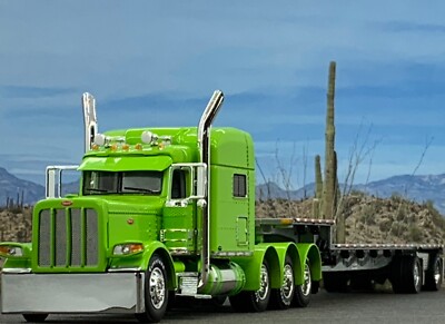 1/64 DCP PETERBILT 389 TRI AXLE W/ 70