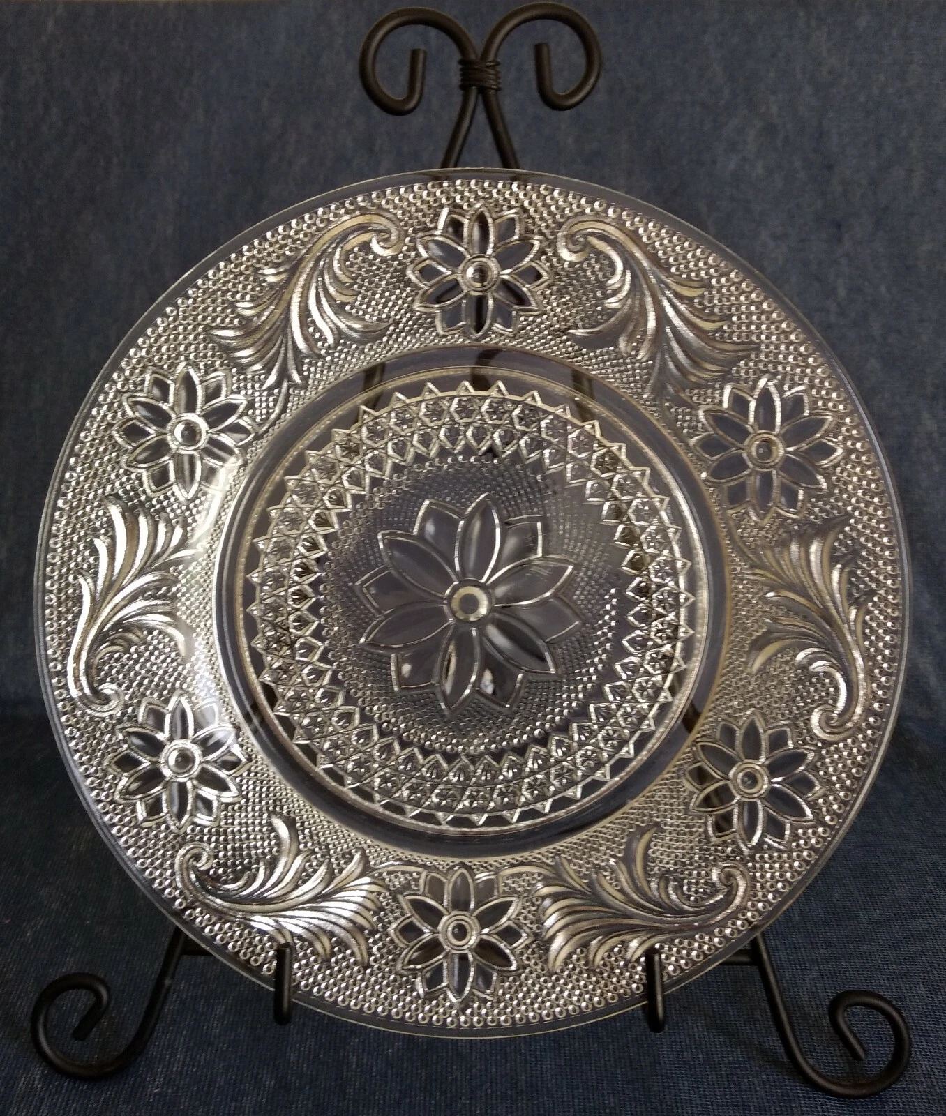 Indiana Glass ~ “Tiara” ~ Set of 4 ~ 8¼" LUNCHEON PLATES ~ Clear Sandwich Glass