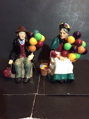 VINTAGE (2) ROYAL DOULTON ''THE BALLOON MAN'' & ''THE OLD BALLOON SELLER'' FIGURINES