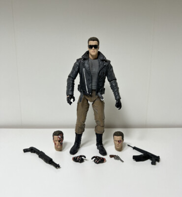 NECA Terminator Police Station Assault Ultimate T-800 Action