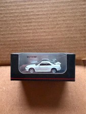 Kyosho Nissan Skyline GT-R R33 1/64 White C26