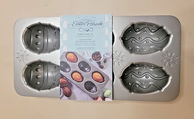 CIROA Cast Aluminum Bundt Cake Pan~EASTER PARADE~Egg Shape~NEW~