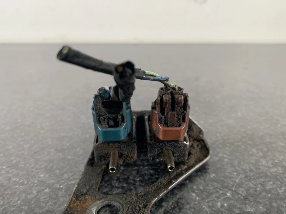 Electroválvula de purga de vacío 92-98 OEM Suzuki Sidekick Geo Tracker EGR FPR VSV Foto 2 de 3