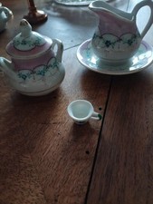 Service de Vaisselle poupée en Porcelaine 