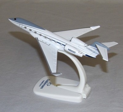 6'' Gulfstream G650ER Business Jet DieCast Aircraft Model w/Plastic Stand