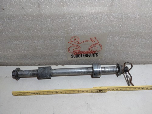 Achse Kawasaki LTD 440 KZ440A Hinterrad +Hülsen