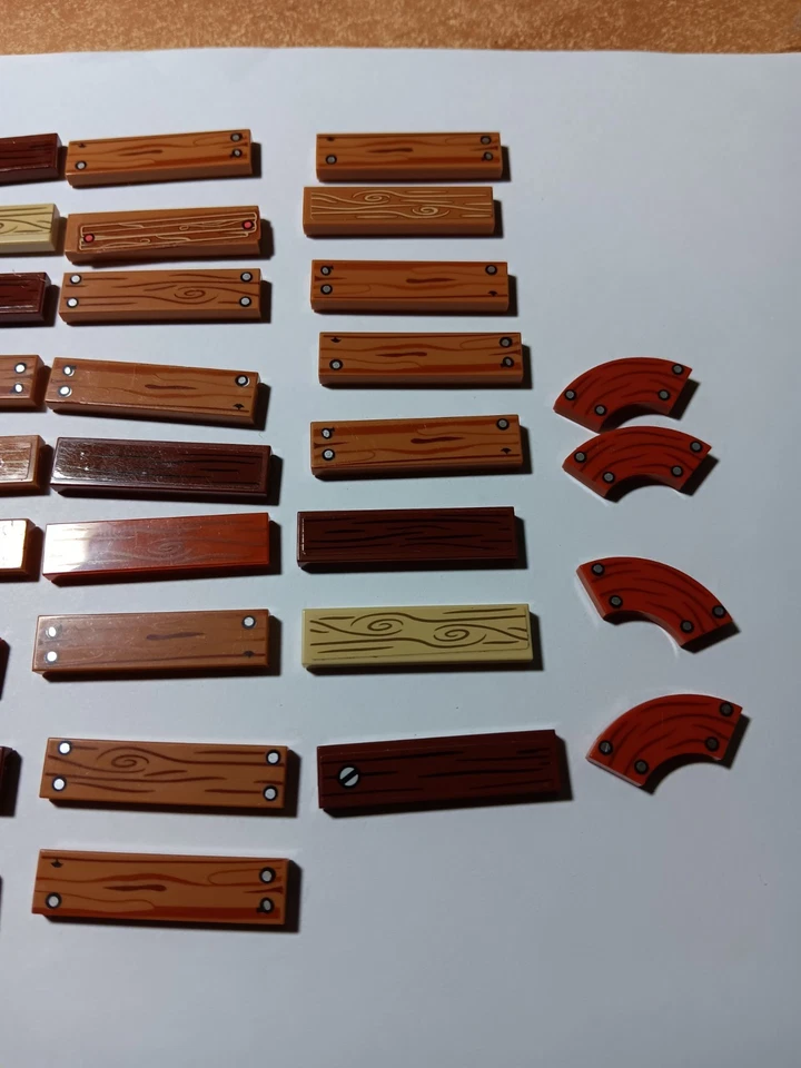 LEGO LOT 40 WOOD GRAIN FLOOR PATTERN TILES 1X3 1X4 1X8 2X2 ROUND CORNER - Image 2 of 3