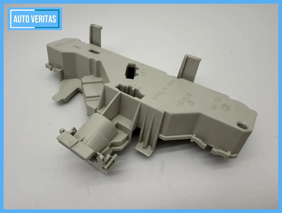 Original VW Polo (6N) lamp carrier rear light left Hella 6N0945257A / 962565 - Image 2 of 4