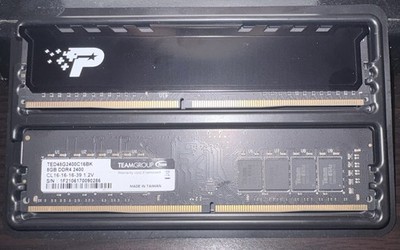 Patriot Memory Signature line/premium   2-TEAMGROUP Elite DDR4 SDRAM 8GB 2400 
