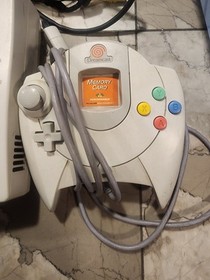 SEGA Dreamcast White Console HKT-3020 NTSC-U/C w/ 2 Controllers, Memory Card
