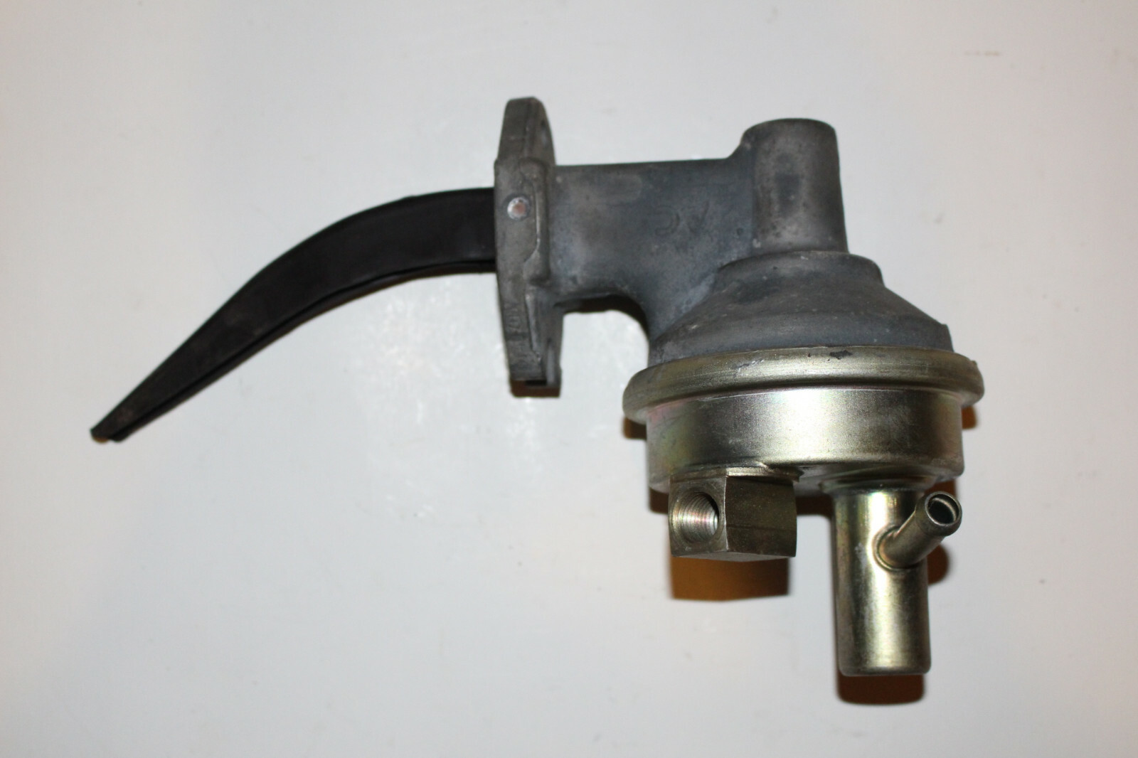 NOS AC Fuel Pump 40705 196769 Oldsmobile 425, 400, 455 Dated 1969