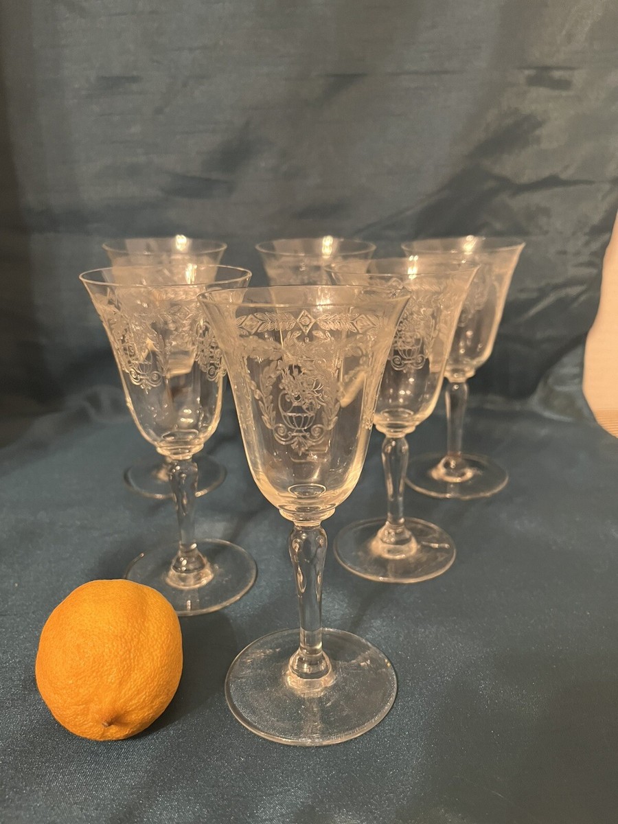 Vintage Stemmed Clear Wine Glasses Etched Laurel Wreath -VERY