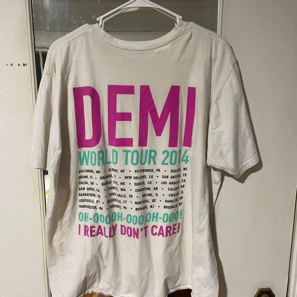 Demi Lovato World Tour 2014 T 恤 #DemiLovato — 第 2/4 张图片