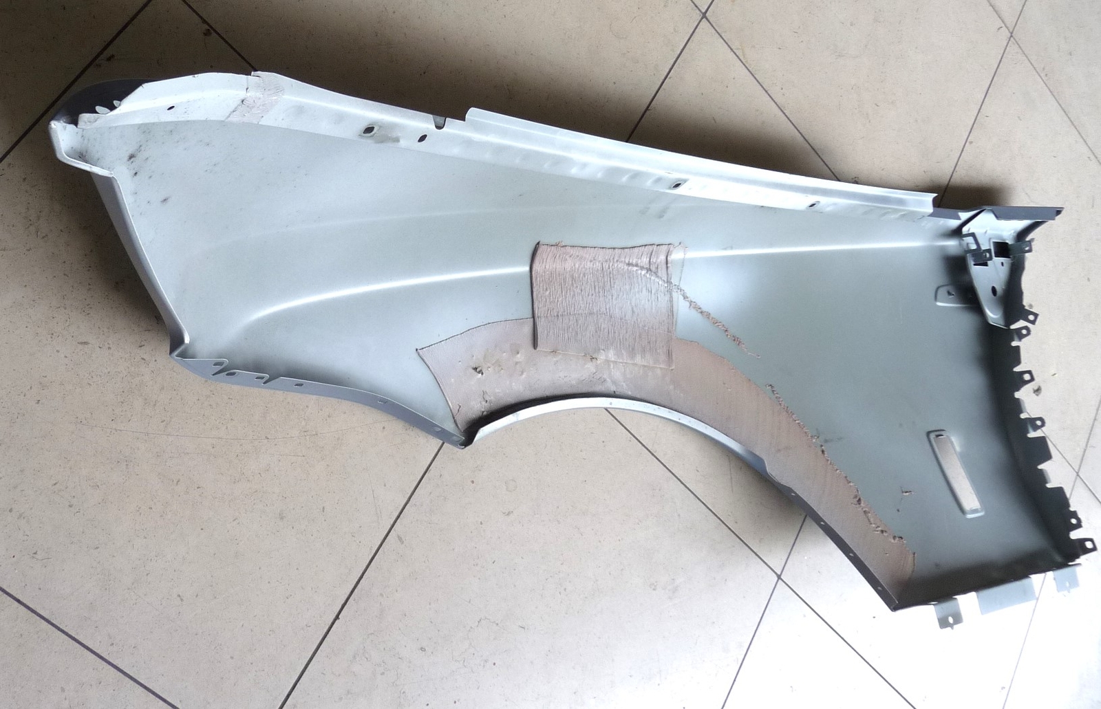 13-18 Rolls Royce Dawn Wraith Right front Fender Wing Panel Cover 41007336470 OE