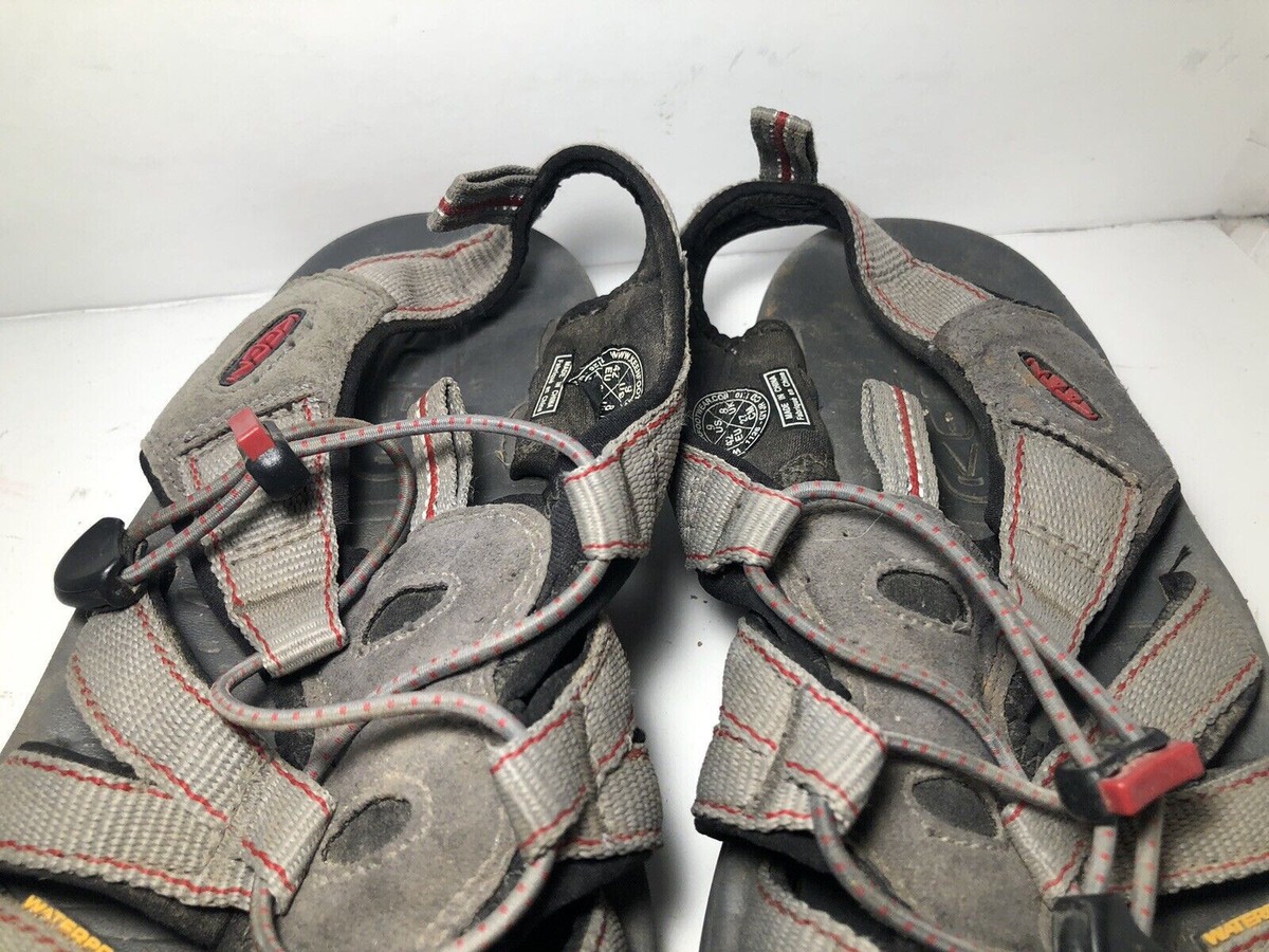 Keen Clearwater CNX Sandals Mens 9 Grey Brown Waterproof Hiking Water Shoes Keen Mens Clearwater CNX Sandals Raven main image 2