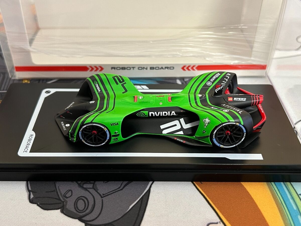 ROBORACE 1/43 Resin Robot On Board Electric Driverless Car ROBORACE 1/43 Resin Robot On Board Electric Driverless Car