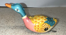 Vintage China Metal Swimming Duck Clockwork Motor Wind Up Tin Litho Toy No Key