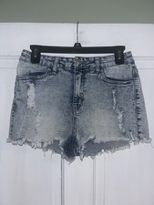 Almost Famous Women s Cutoff Denim Shorts. Light Wash, Size 7.