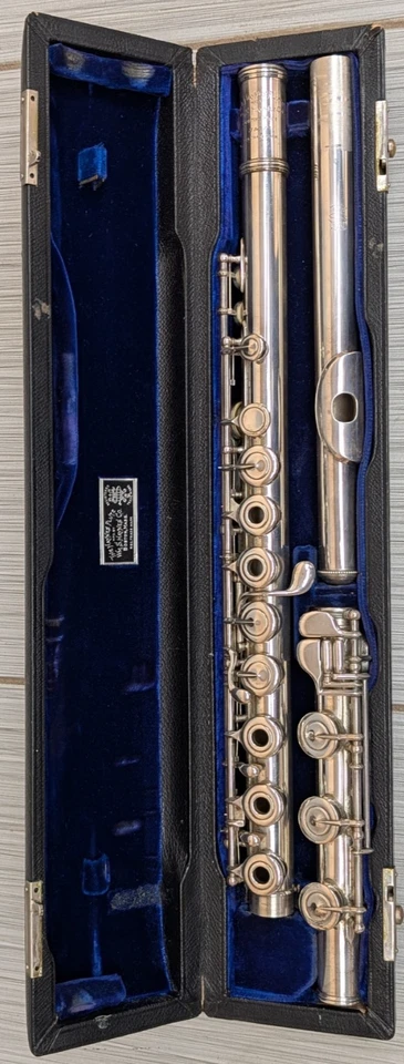 Wm.S. Haynes 1962 HMFM-BFT Handmade Silver French Model Flute with B Footjoint - Image 2 of 4
