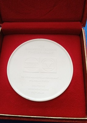 08 044 GDR porcelain medal VEB welding technology Finsterwalde in VEB Mansfeld