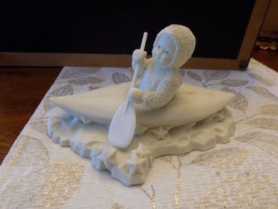 Dept 56 Snowbabies ''Crossing Starry Skies'' 6834-9 Retired Kayak