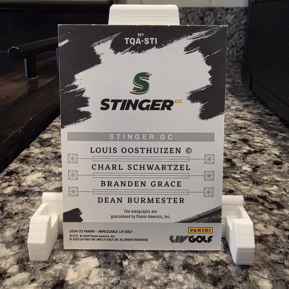 2024 Impeccable LIV Golf Quad Auto Stinger GC 1/1 One of One - Imagem 2 de 2