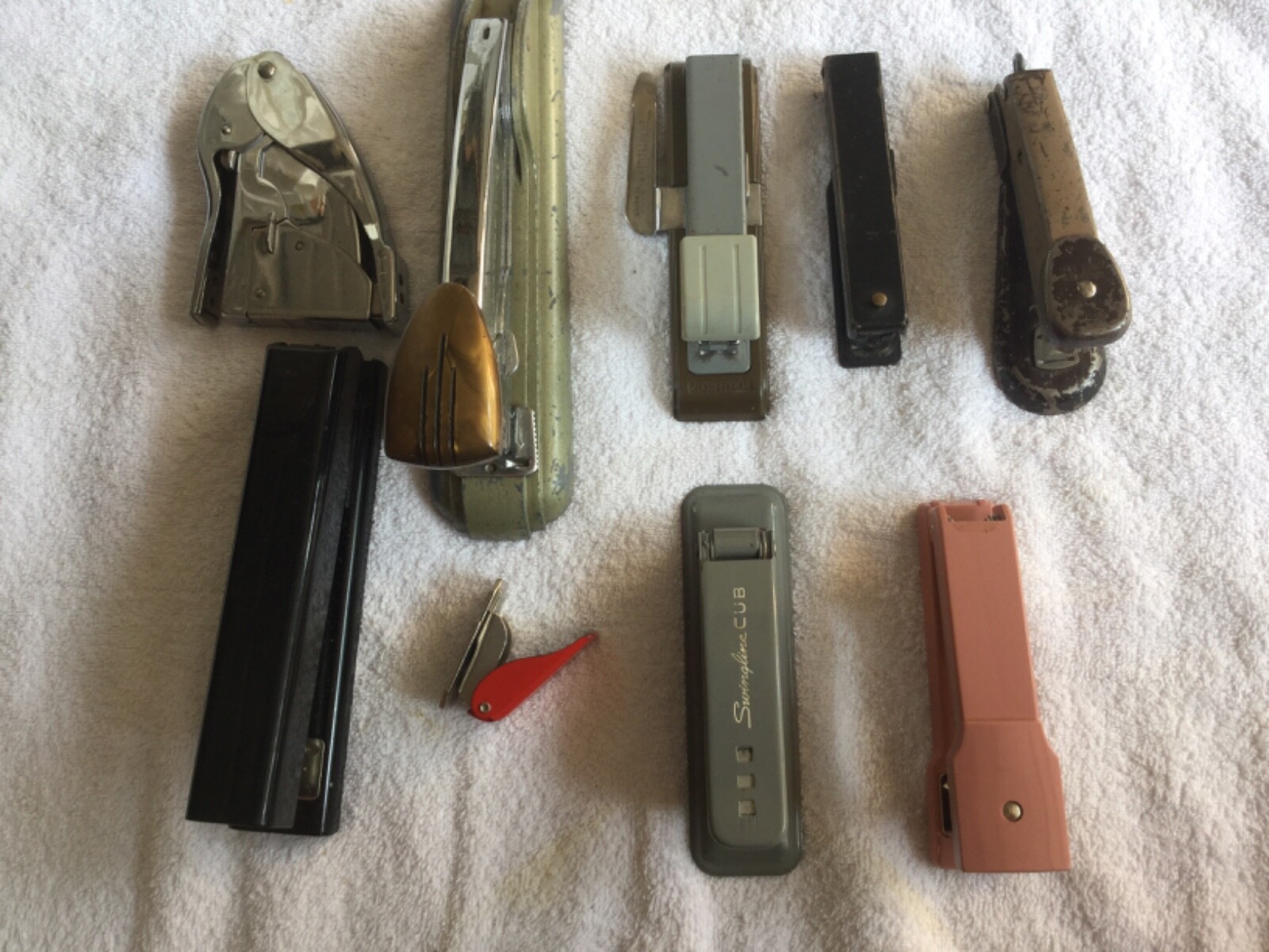 Vintage Stapler Lot (8) Swingline Arrow Bostich Speed Products + hole punch-image